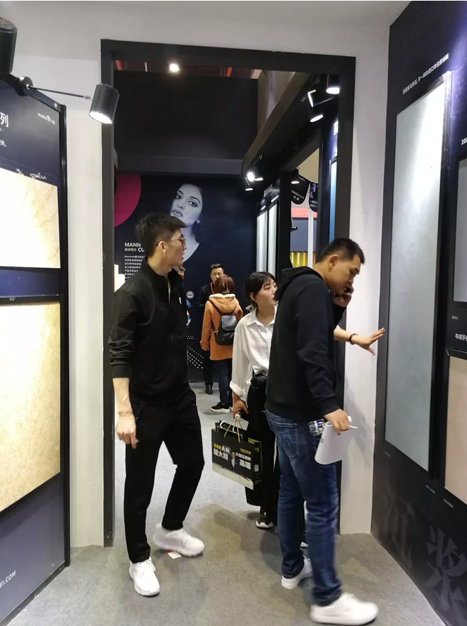 祝賀萬磊 | 上海建博會(huì)首日,萬磊獲TOP品牌之譽(yù)!